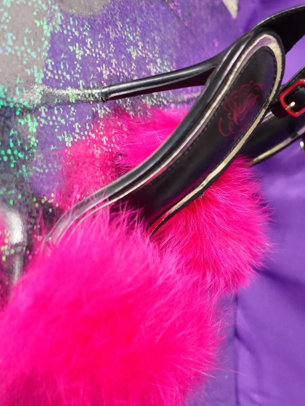 Liliana Fuchsia Fox fur open toe ankle strap heels Size 7 - Picture 3 of 4